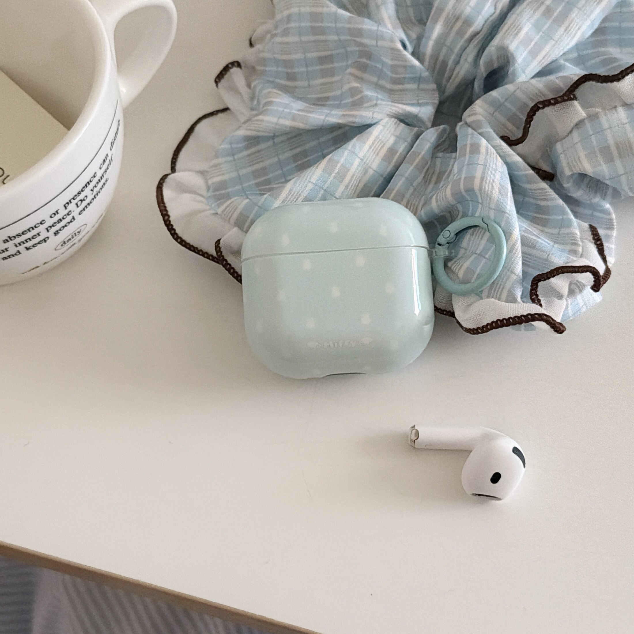 ins小众蓝底兔子头像星星适用于Airpods4/3耳机保护壳套pro2新款苹果无线蓝牙硅胶软壳可爱个性创意保护套