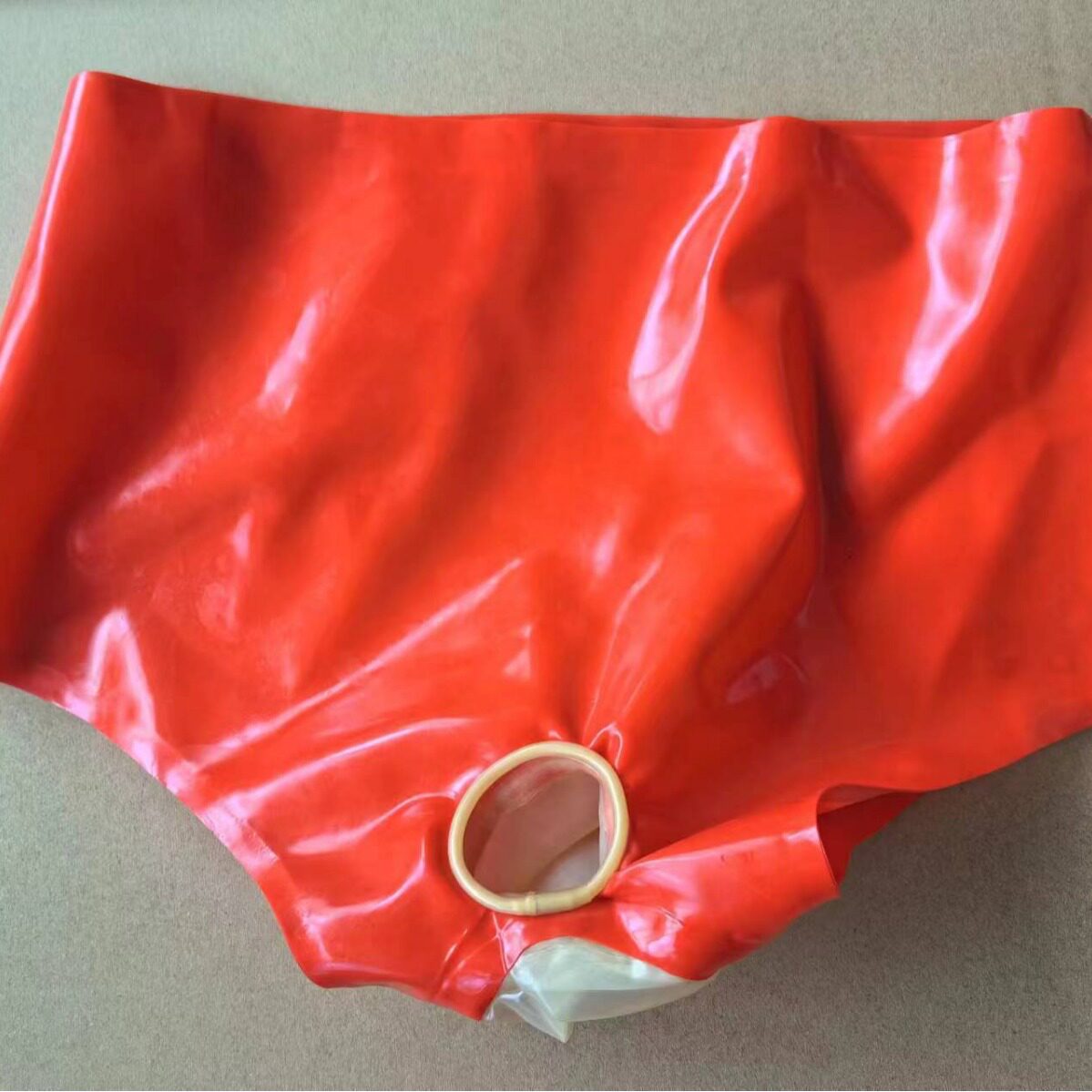 乳胶内裤男性感三角裤肛门 阴门红色款短裤定制塑身美体裤子