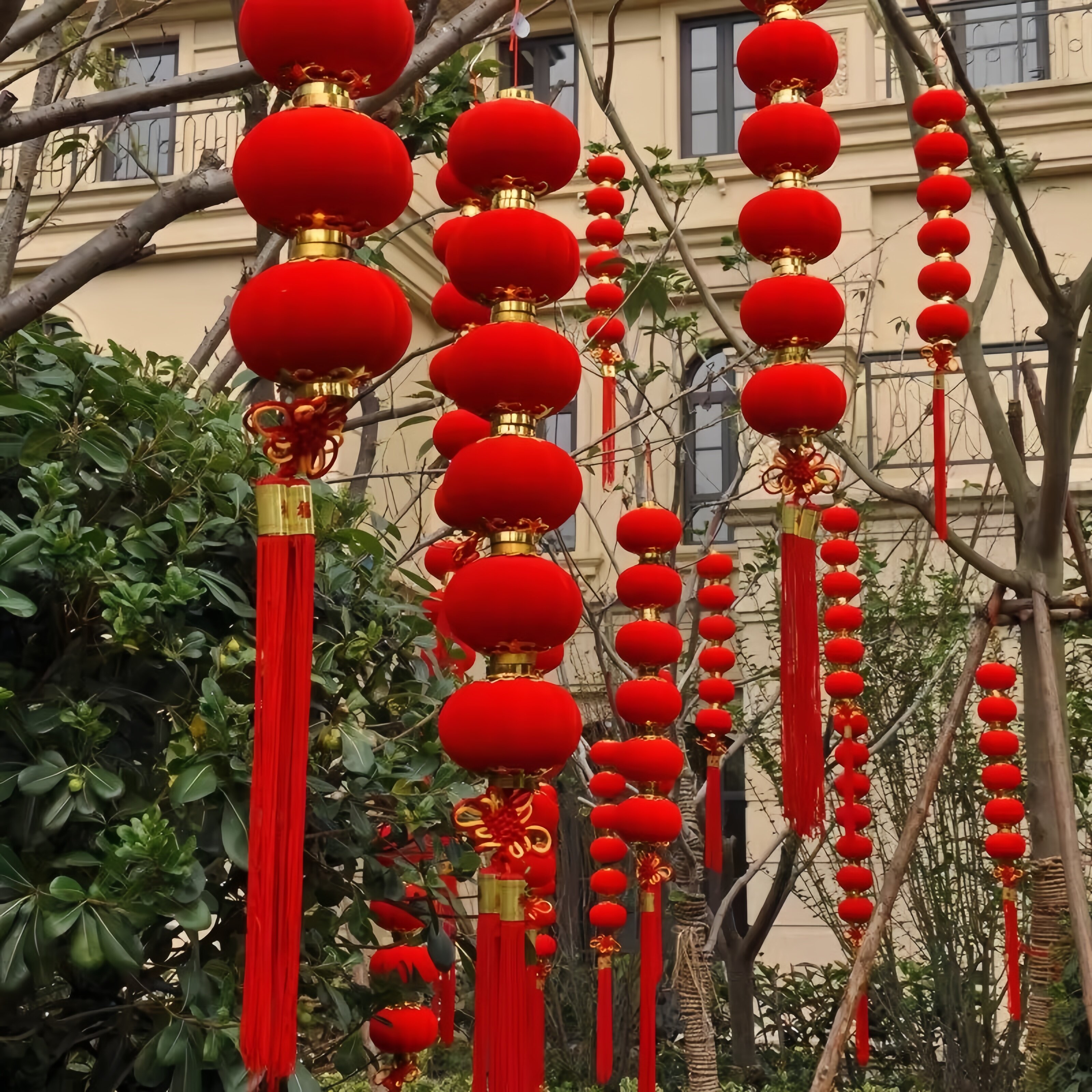 大红连串灯笼2026新年春节装饰户外防水树上盆栽植绒小灯笼串挂件
