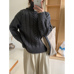纽扣高领麻花毛衣 2024冬季厚实粗针温暖绞花慵懒套头毛衣外套女
