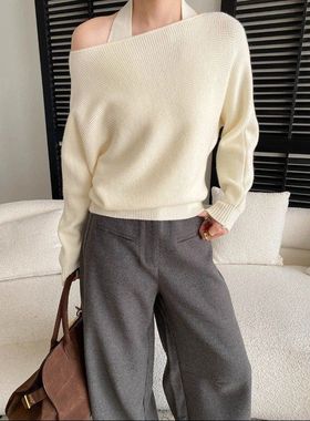 早春新款 法式温柔风挂脖背心一字肩宽松针织衫套装 SN8564