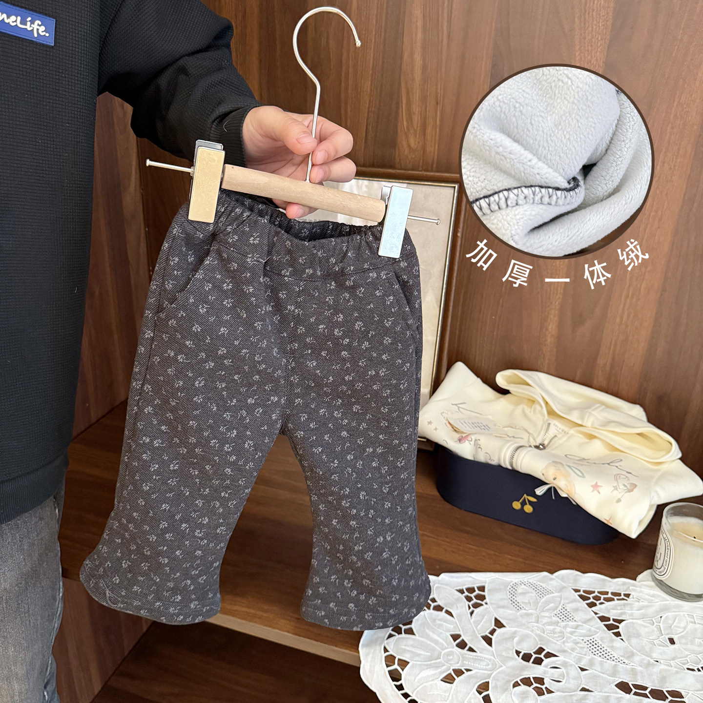 女宝宝韩系灰黑碎花休闲裤女婴儿秋冬季女童加厚一体绒微喇叭裤子,童装/婴儿装/亲子装,裤子,淘宝优惠券,粉丝福利购,淘宝优惠卷