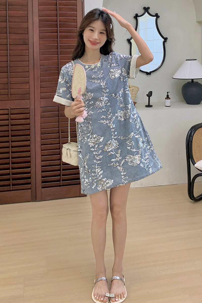 新中式设计款小众连衣裙女夏天洋气亮丝刺绣工艺国风女装小短裙子,女装连衣裙,浙宝220