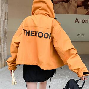 短款橘色冲锋衣外套女秋季工装短款风衣上衣爆款流行炸街小众韩系图片