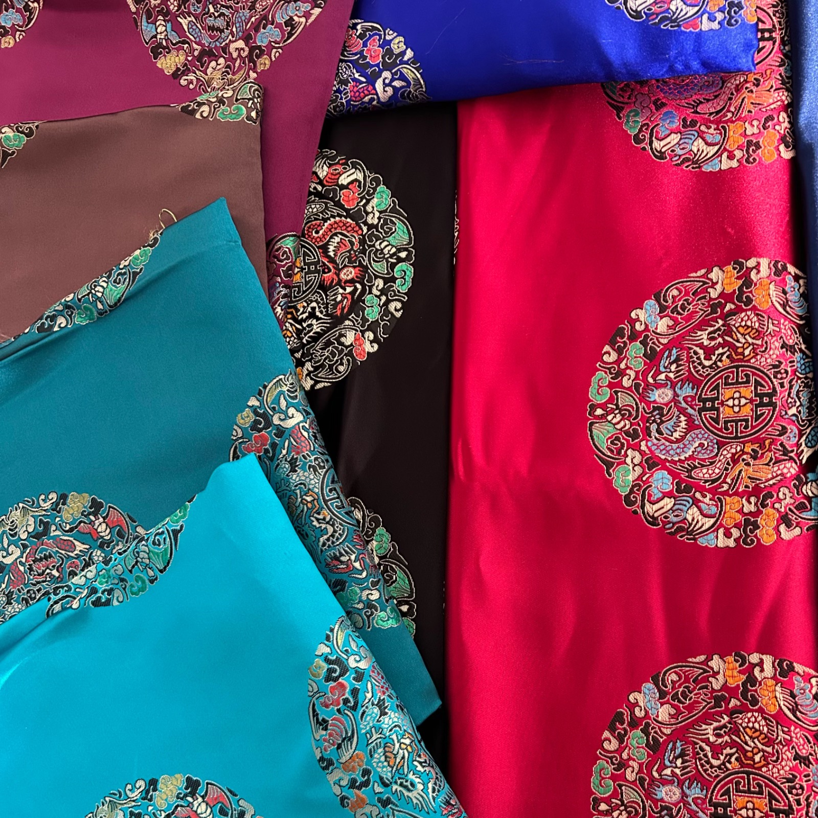 中国风团花纹织锦缎丝绸布料旗袍服装面料四季通用旗袍面料提花