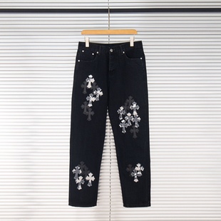 宽松的版型男装休闲裤潮流裤子梵文十字架拼皮牛仔裤宽松直筒潮裤