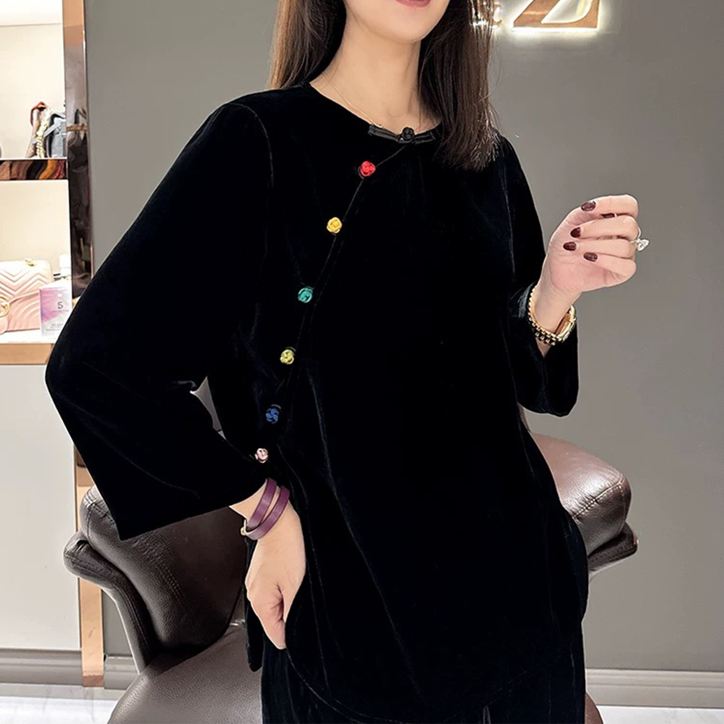 老钱风盘扣丝绒上衣女宽松大码