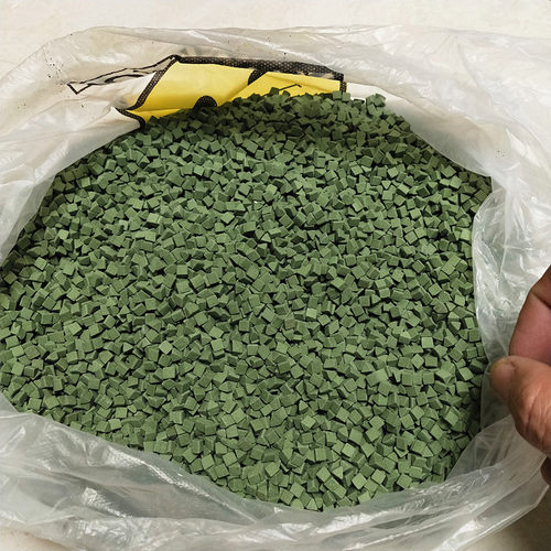震动抛光机辅料绿三角震砂、抛光砂、绿三角珠磨料，核桃抛光磨料 - 封面