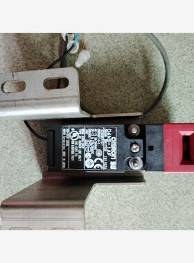 【维修】欧姆龙安全门开关D4NS-1AF，二手拆机货，具体成色看图