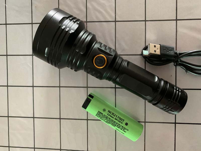 sst40灯珠超亮可充电户外