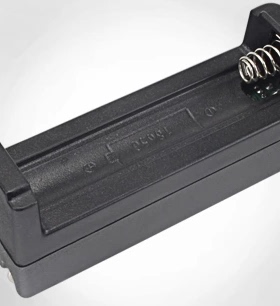 正品 18650单槽座充 3.7V 4.2V锂电池智能专用充电器 正反可充