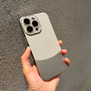 肉嘟本人 皮质双拼适用苹果15Promax手机壳iPhone14电镀金属框13高级全包新款