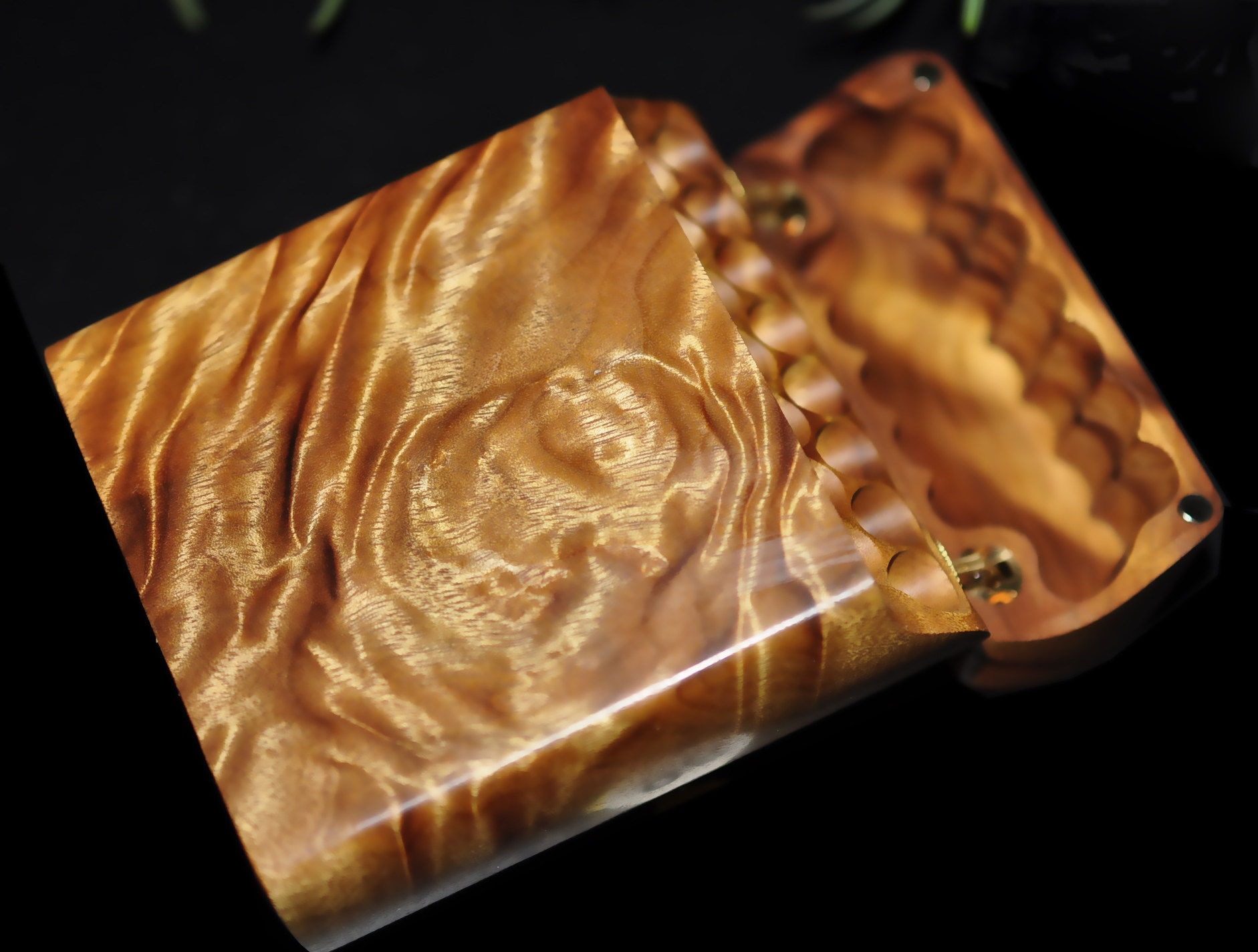 多种规格 整料掏空 金丝楠烟盒 翻盖独立孔实木雕刻 特色收藏把玩,ZIPPO/瑞士军刀/眼镜,烟盒,淘宝优惠券,粉丝福利购,淘宝优惠卷