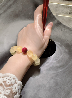 天然玉髓手串12mm珠径52mm圈口高端定制女款礼盒装