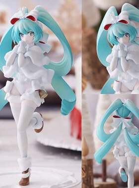 批发甜品初音铃铛二次元公仔美少女手办车载机箱桌面景品模型摆件