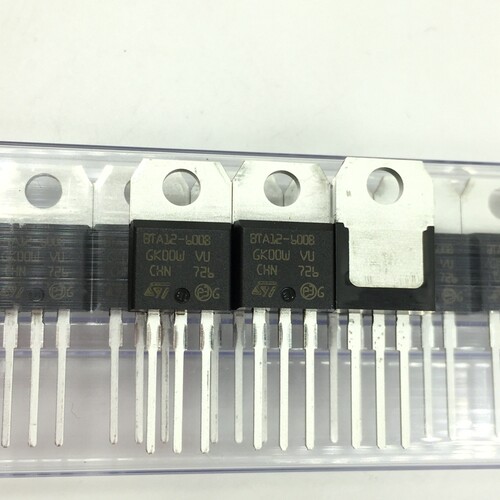 BTA12-600TWRG  BTA12-600TW 12A600V双向可控硅 全新原装进口