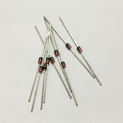直插二极管  稳压 1N4741 IN4741A 玻璃 1W 11V 100只8元