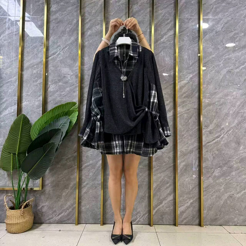 大码女装2026秋季新款复古港风格纹拼接长袖衬衫胖mm设计感上衣潮