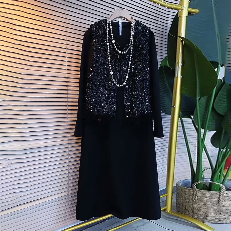 胖MM重工亮片马甲连衣裙两件套装