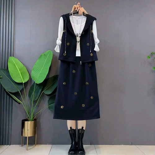 百搭字母衫大码女装烫钻马甲半裙