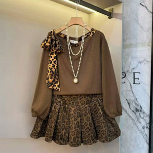 女装 长袖 新款 欧版 高级设计洋气豹纹绑带上衣百褶裙 时尚 胖妹妹大码