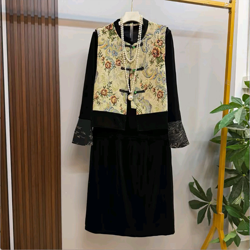复古马甲拼袖小衫半裙套装