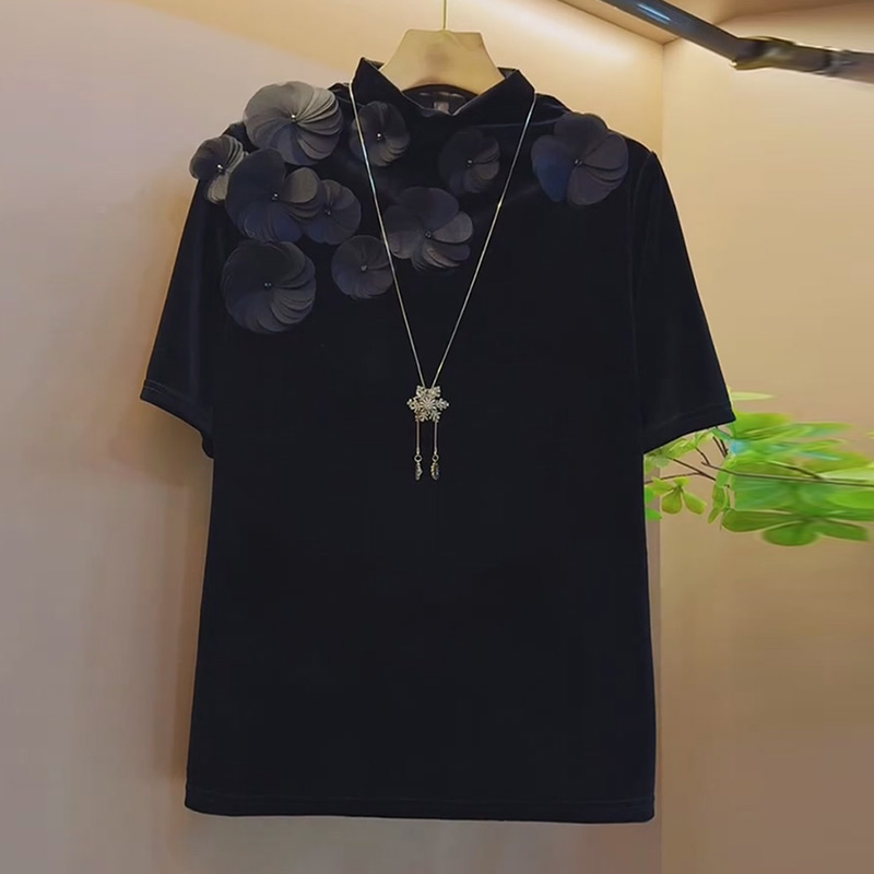 不对称立体花丝绒短袖衫