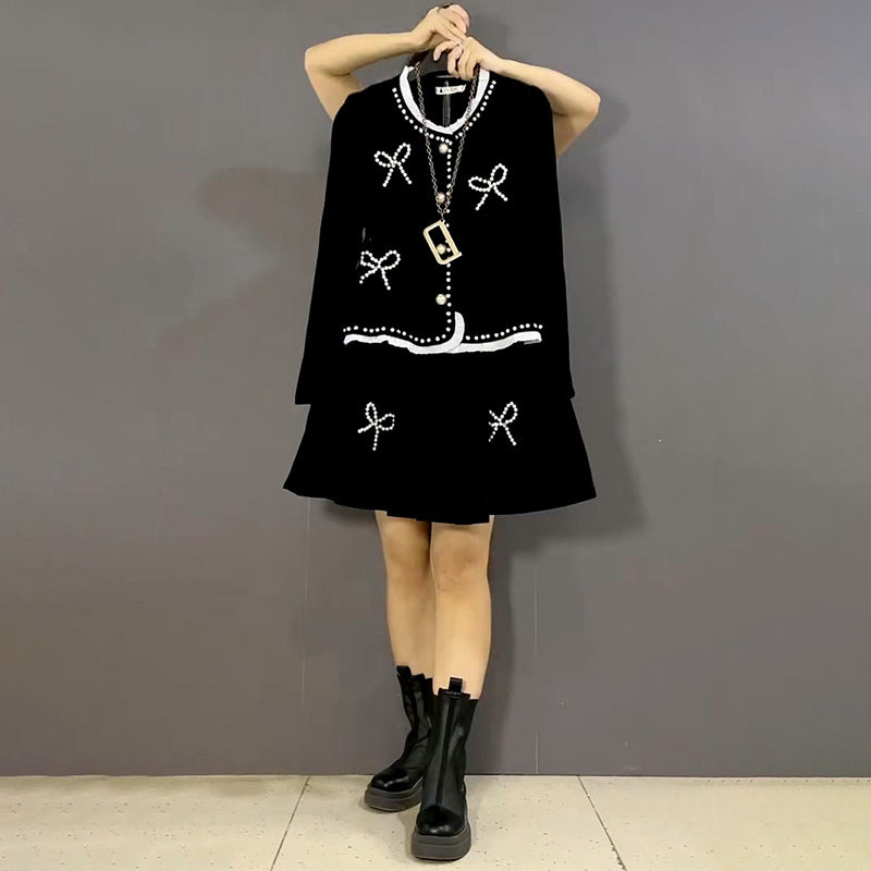 小香风设计感钉珠蝴蝶结上衣半裙套装新款胖妹妹大码女装气质套裙,女装/女士精品,大码套装,淘宝优惠券,粉丝福利购,淘宝优惠卷