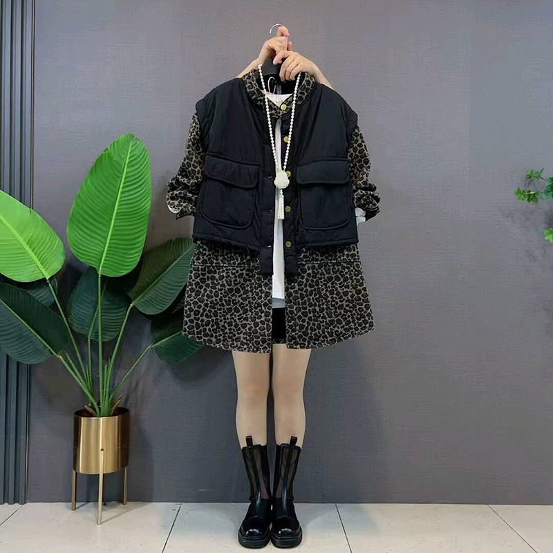 新款时尚拼接假两件加绒外套上衣