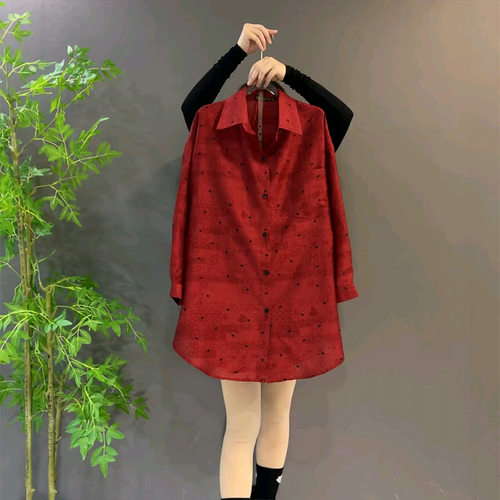 中长款小爱心翻领衬衫
