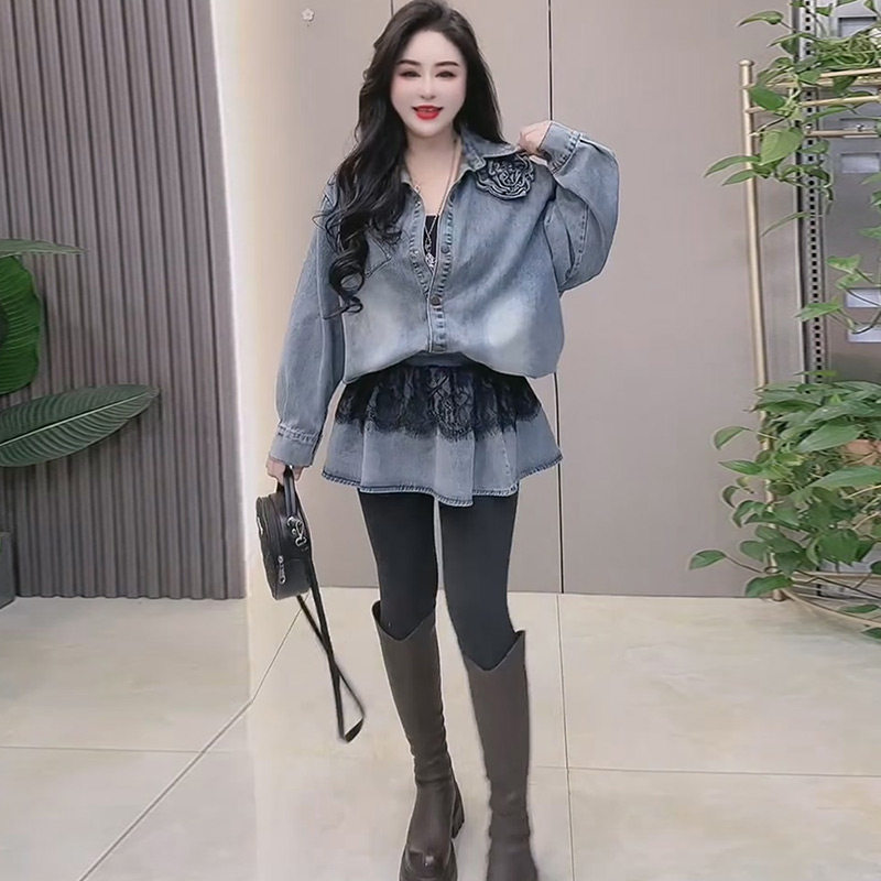 2026春季新款设计感立体大花蕾丝拼接牛仔遮肉两件套胖MM大码女装