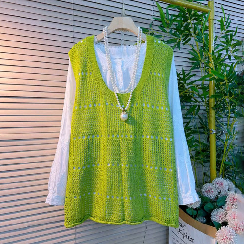 时尚镂空砍袖马甲刺绣半开领衬衫