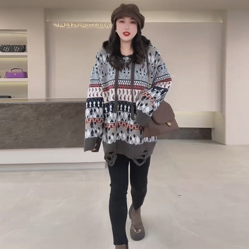 连帽宽松套头毛衣外套
