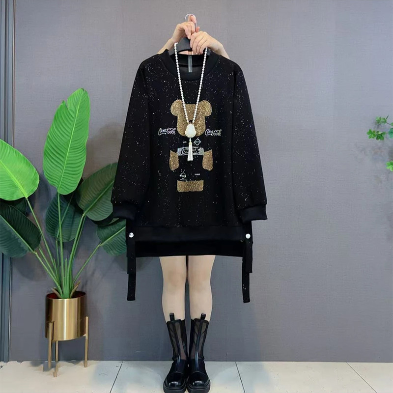 烫钻小熊亮晶晶中长卫衣