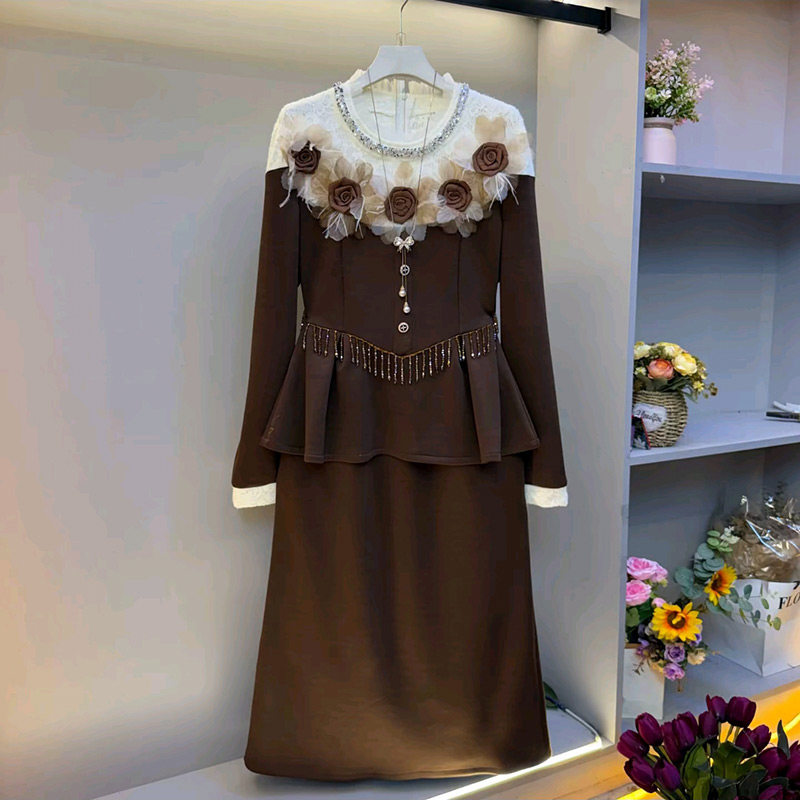 新款胖妹妹欧货重工立体花朵拼接流苏上衣半身裙气质套装大码女装,女装/女士精品,大码套装,淘宝优惠券,粉丝福利购,淘宝优惠卷