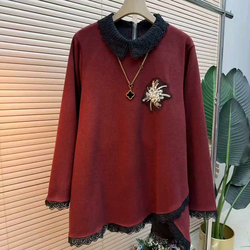 设计感蕾丝小娃娃领花边女人衫新