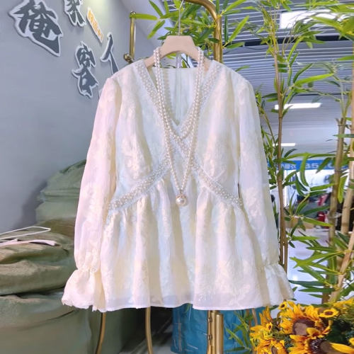 欧货气质V领重工钉珠刺绣女人衫