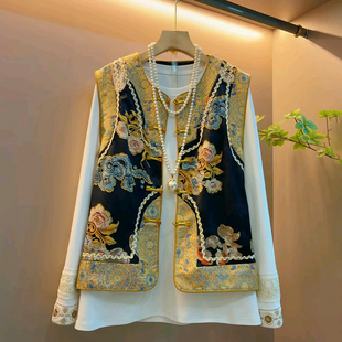 胖妹妹2026春季新款大码女装新中式国风重工刺绣盘扣马甲显瘦套装