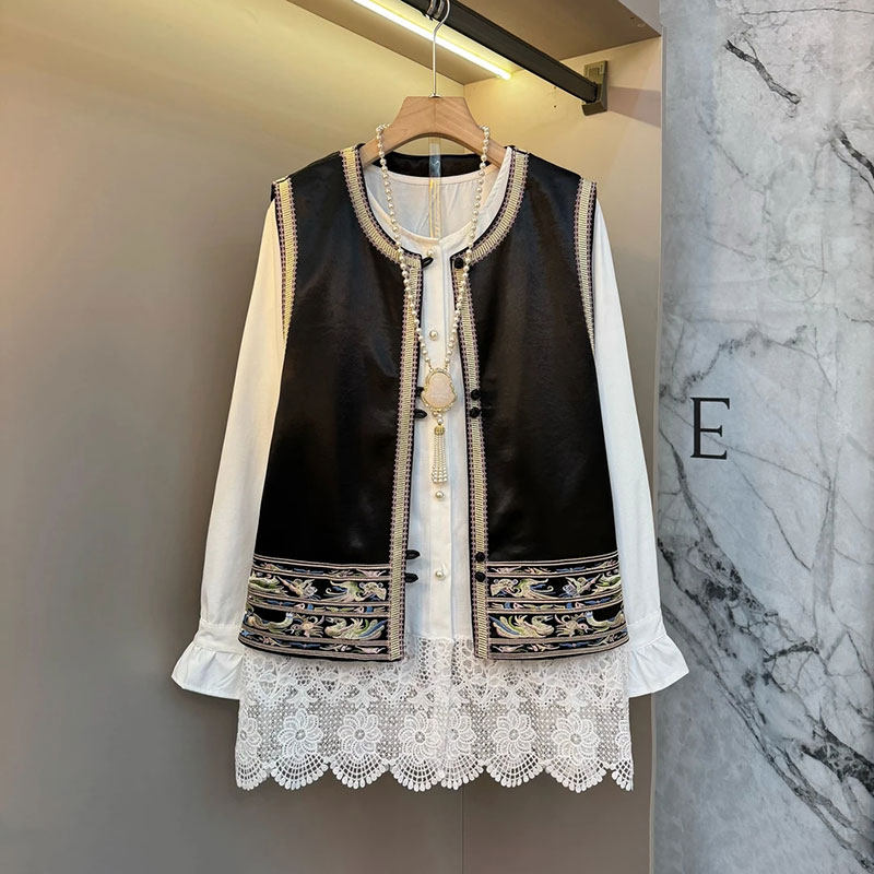 新中式洋气设计感内搭马甲大码女装遮肉显瘦国风春季新款洋气上衣,女装/女士精品,大码内搭,淘宝优惠券,粉丝福利购,淘宝优惠卷