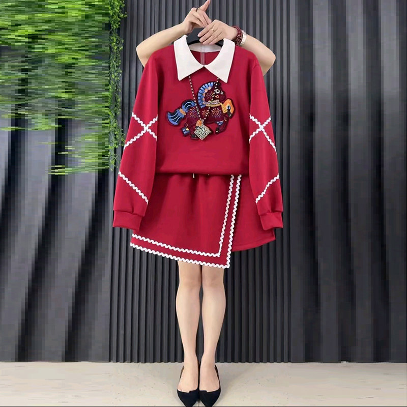 2026春季新款卡通小马卫衣松紧腰短裙两件套简约大码女装上衣半裙,女装/女士精品,大码套装,淘宝优惠券,粉丝福利购,淘宝优惠卷