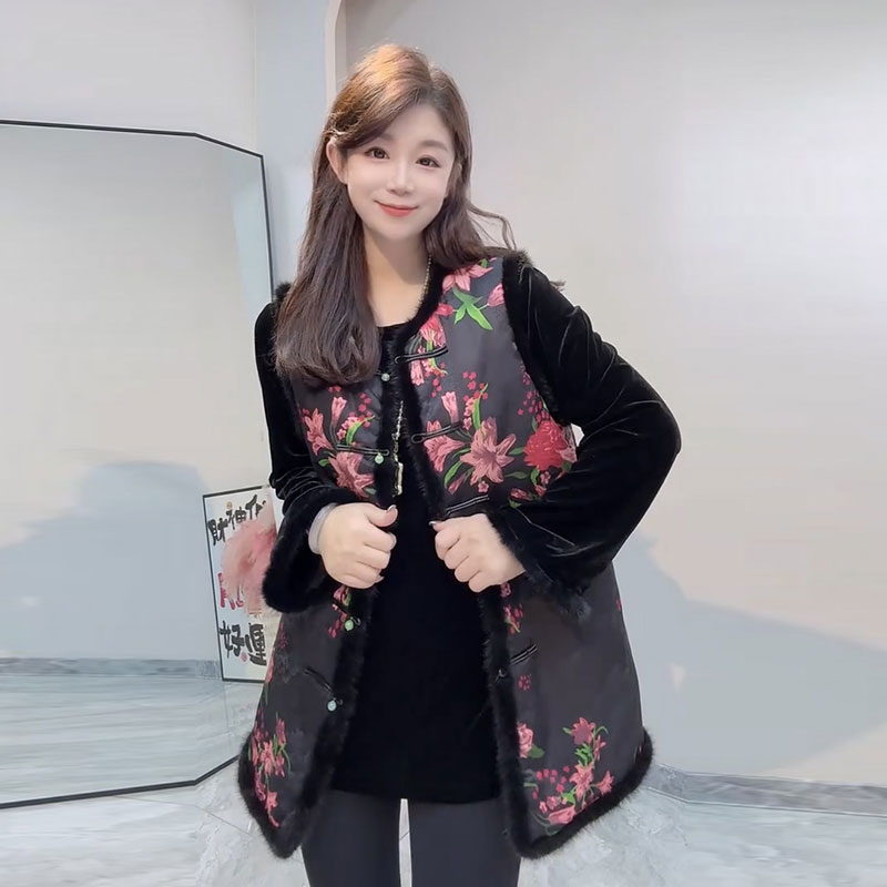 国风真貂毛花朵盘扣加棉马甲上衣