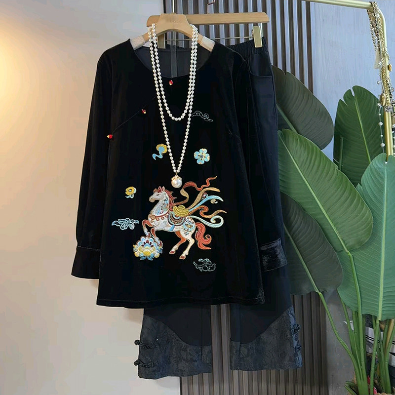 胖妹妹大码女装春季2026新款时尚复古民族风皮绒刺绣大衫搭配裤子,女装/女士精品,大码内搭,淘宝优惠券,粉丝福利购,淘宝优惠卷
