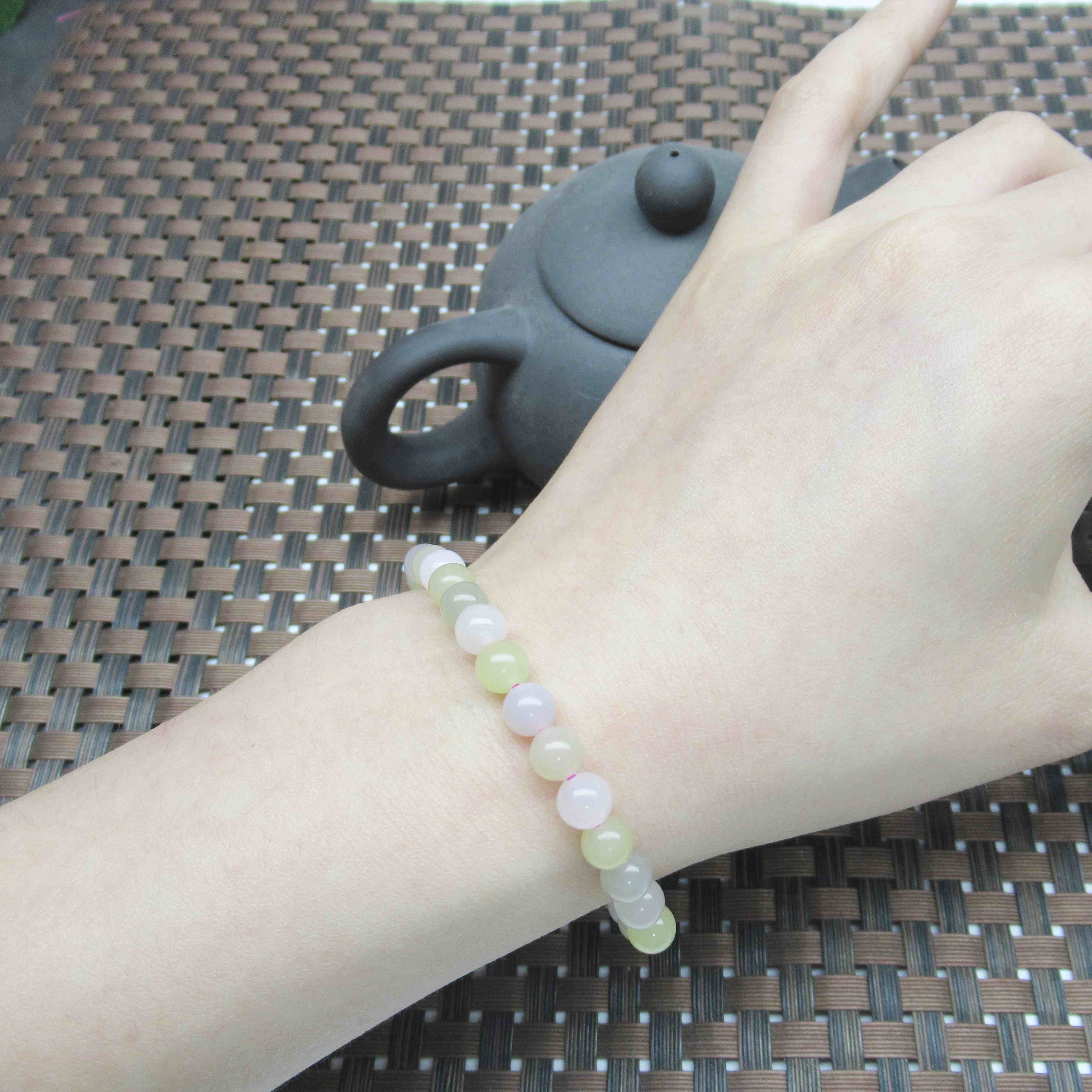 藕粉黄口6MM多色天然新疆手链