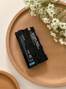 NP-F570/550电池适用索尼AX2000E MC2500 Z7 Z5C NX3摄像机充电器