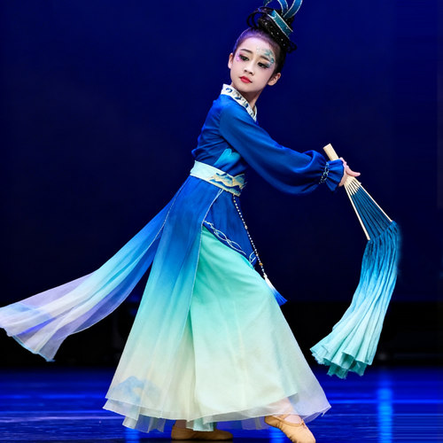 千里江山图古典舞演出服女飘逸大摆裙中国风表演女童扇舞艺考服装