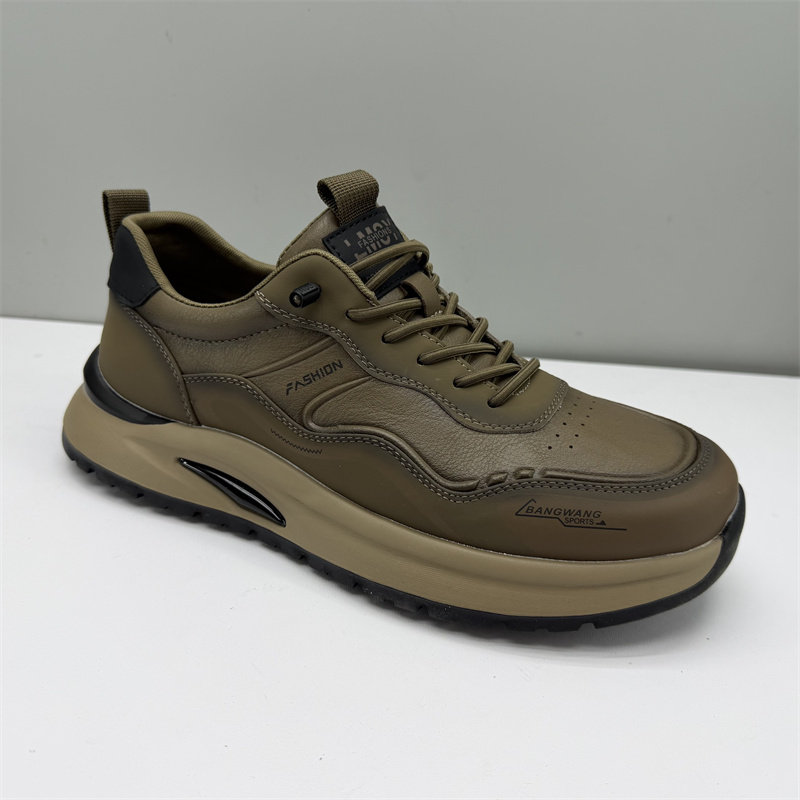 断码处理真皮男鞋2026春季新款学院风韩版牛皮爆款跑步运动鞋单鞋