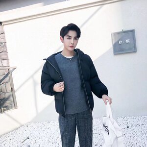 秋冬新款男士外套棉服青年韩版短款连帽棉衣潮棒球服男图片
