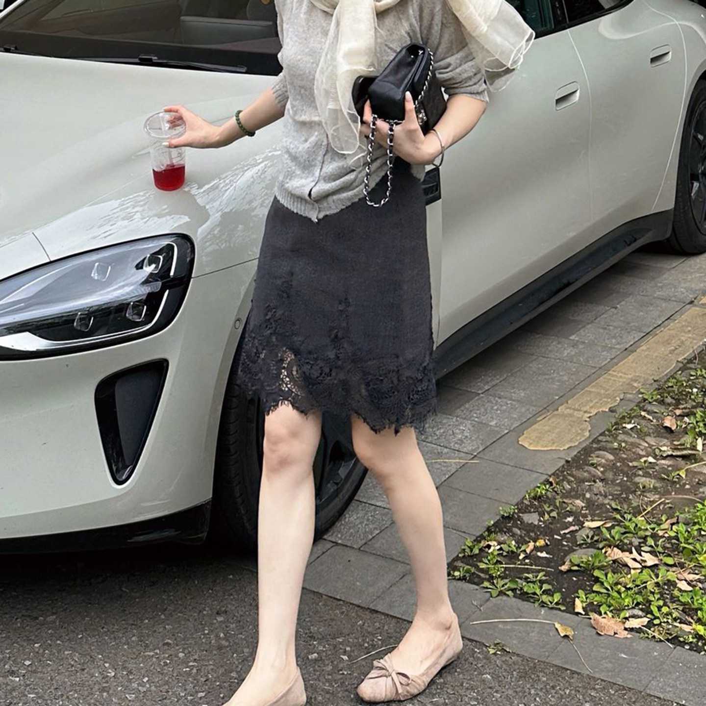 优雅气质"蕾丝刺绣拼接短裙女2026秋季新款经典百搭包臀直筒中裙