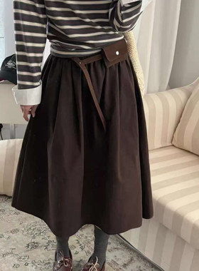 中长款A字花苞宽松半身裙