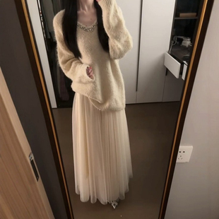 2026秋冬新款半身裙子仙女绝美网纱蓬蓬裙中长芭蕾风冬季白色纱裙
